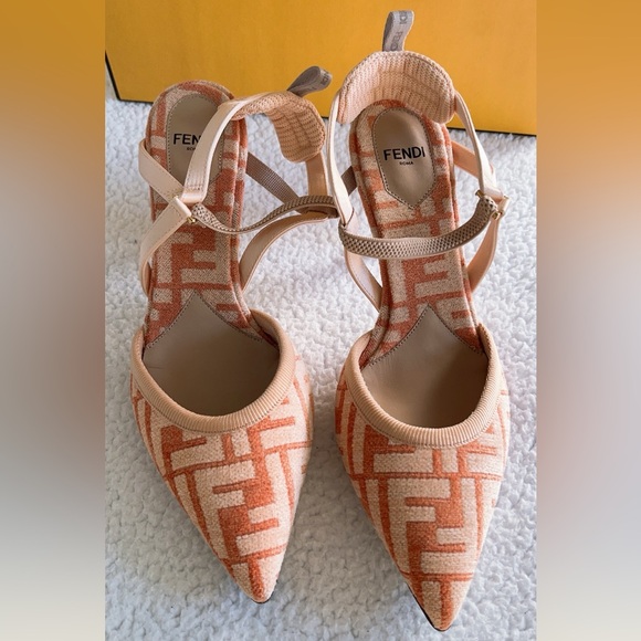 Authentic Fendi Women’s FF Jacquard Colibri Lite Slingback Pumps - Picture 8 of 16